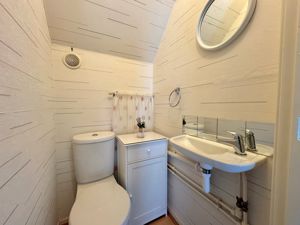 Photo 13- click for photo gallery